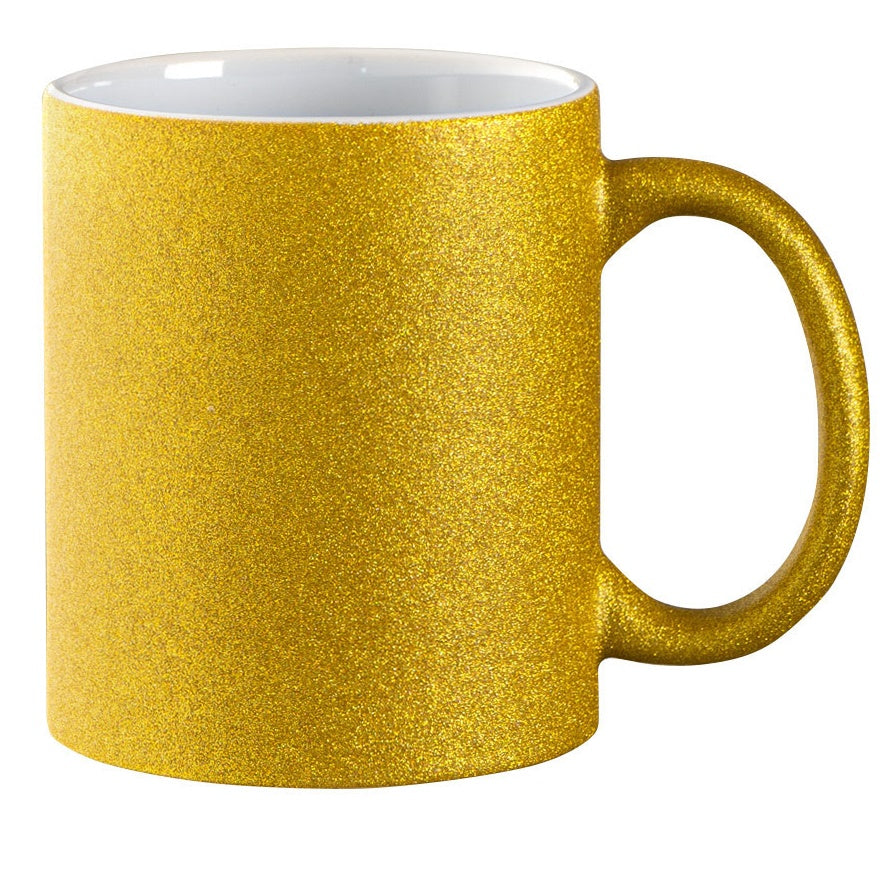 Créer une tasse à paillettes dorée