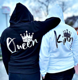 QUEEN mit Babybauch UNISEX HOODIE PASTELLBLAU